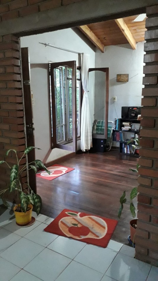 Casa en Venta - Montecarlo Misiones