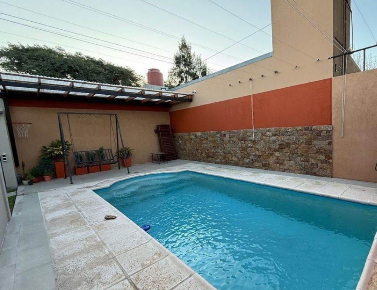 Casa en venta en Reconquista - Don Carlos