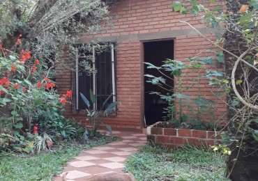 Casa en venta en Montecarlo Misiones con terreno amplio | Bo Los Azares cerca de Av Paraguay